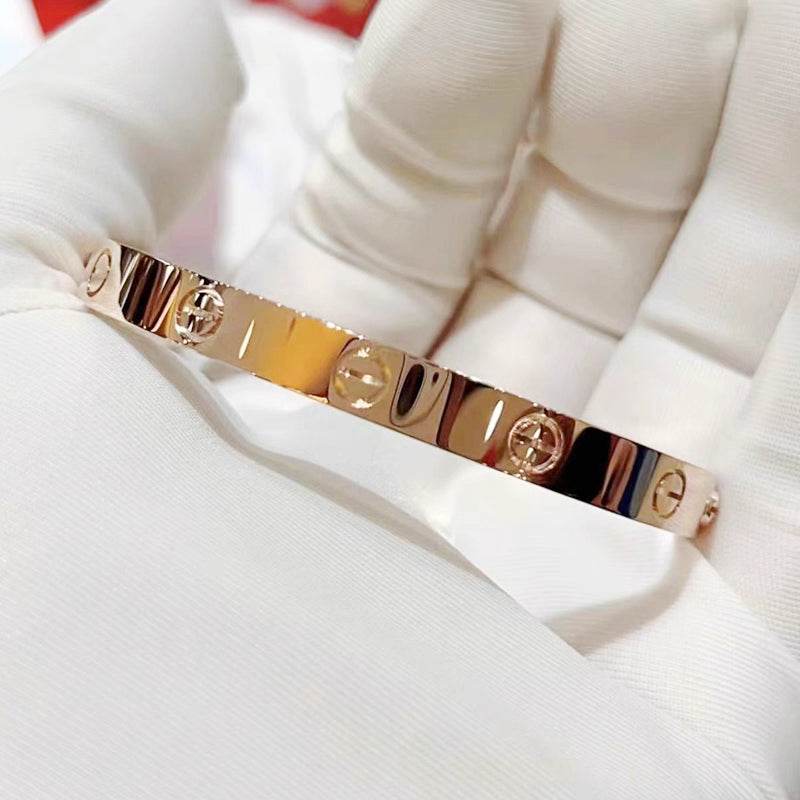 Cartier 6.1mm 18K rose gold LOVE - Velouré