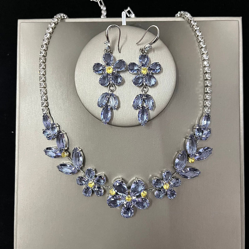Zircon Flower Necklace - Velouré